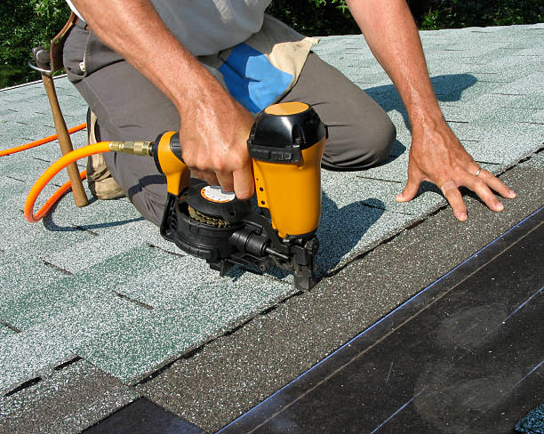 Best Residential Roofing Contractor  in Newburg, WI