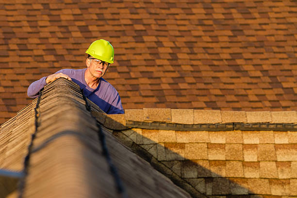 Best Roof Repair Services  in Newburg, WI